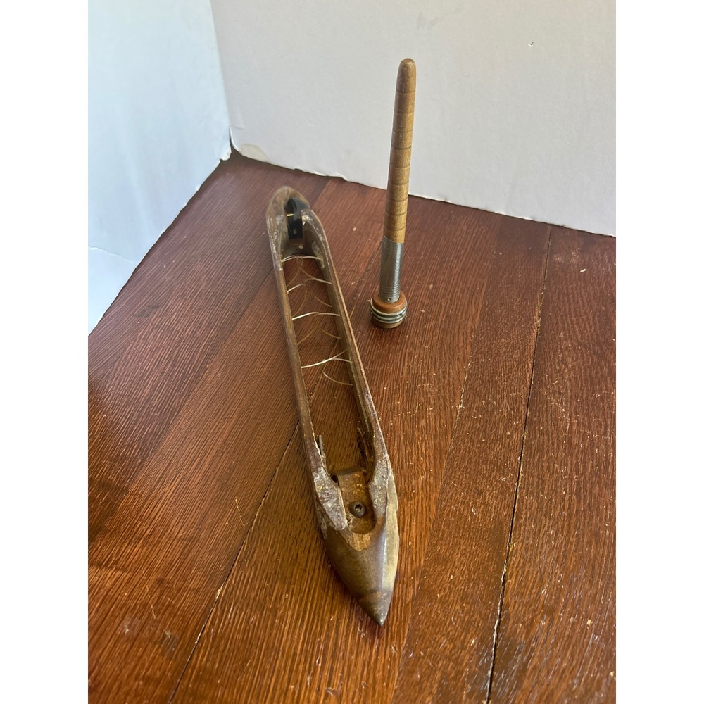 Vintage Wooden Textile Loom Shuttle with Bobbin Industrial Weaving Tool Decor